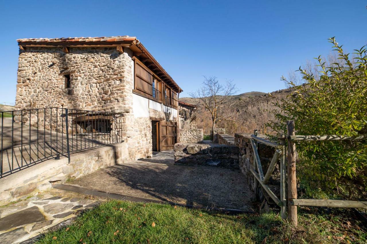 Gasthaus Casa Rural El Huerto De La Fragua Enciso Exterior foto